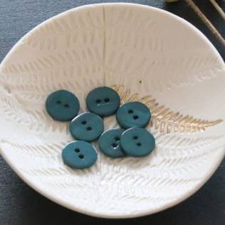 Boutons en nacre plat 2 trous - Vert sapin