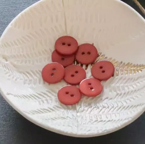 Boutons en nacre plat 2 trous - Terracotta