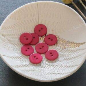 Boutons en nacre plat 2 trous – Fuchsia